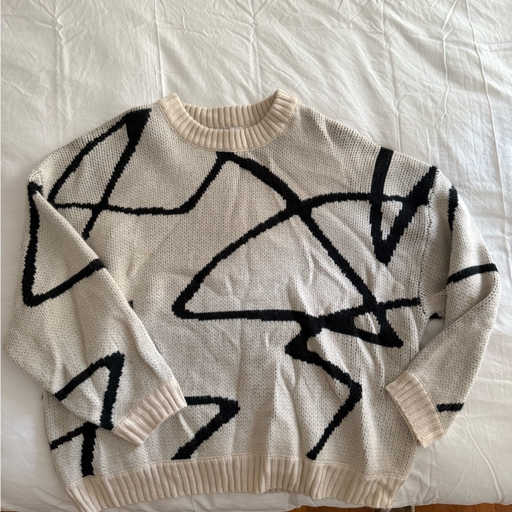 Abstract Patterned Black and Cream Sweater